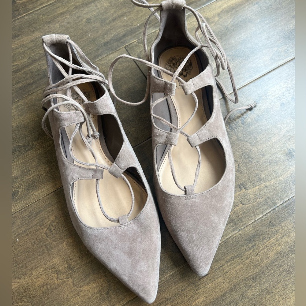 Vince Camuto Emmari Flats | US 7.5